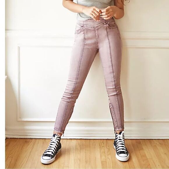 We The Free Curvy Washed Maroon Mercury Skinny Jean - Picture 1 of 8